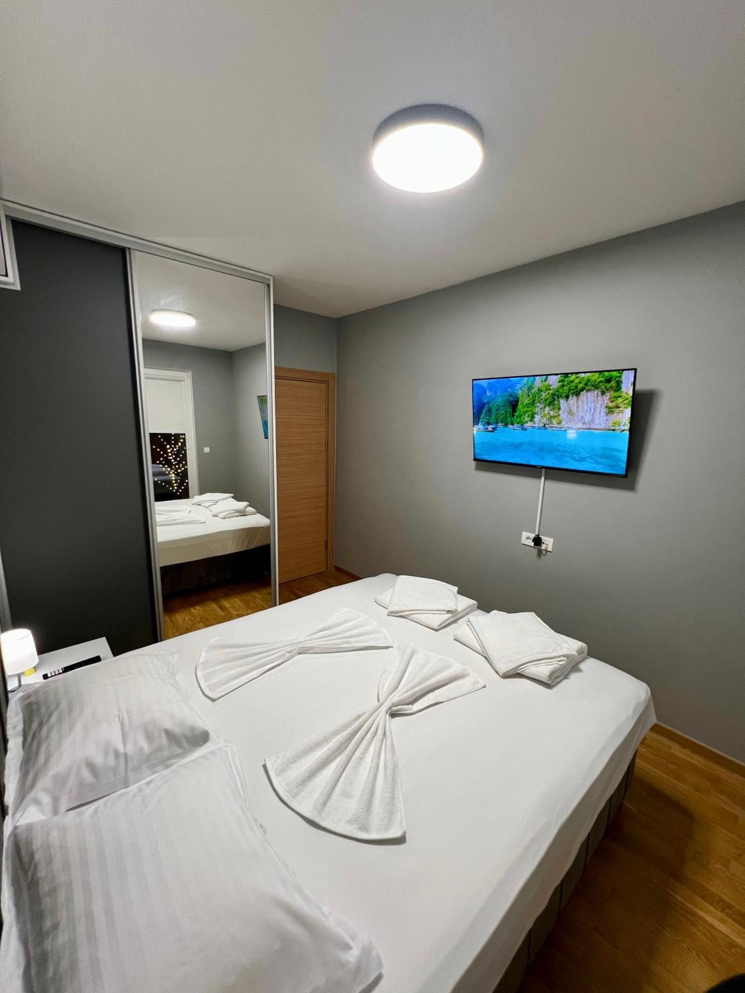 Aj Luxe Residence Skopje Exterior photo